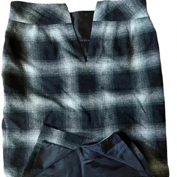 Ann Taylor Loft Plaid Wool Blend Lined Skirt Academia women’s size 2 - Picture 3 of 4